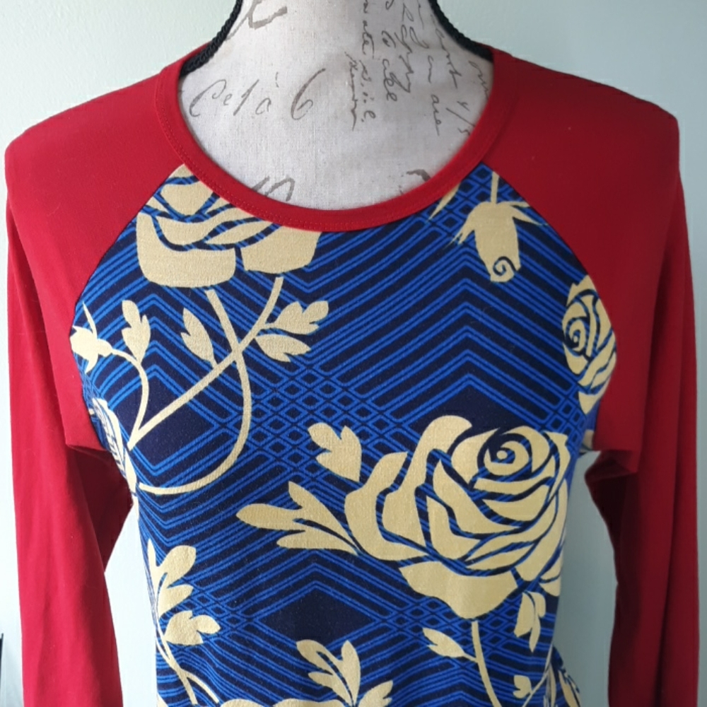 Lularoe Randy Patriotic Spring Fall Fashion Roses Pattern - Picture 5 of 5